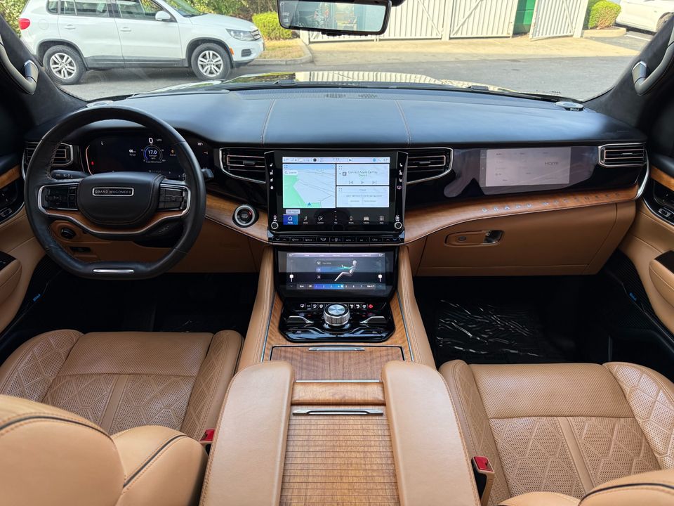 2022 Jeep Grand Wagoneer