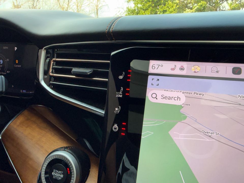 2022 Jeep Grand Wagoneer