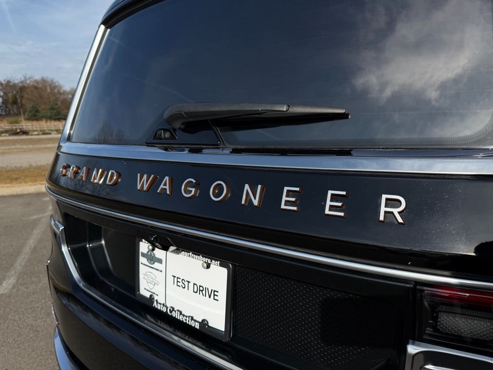 2022 Jeep Grand Wagoneer