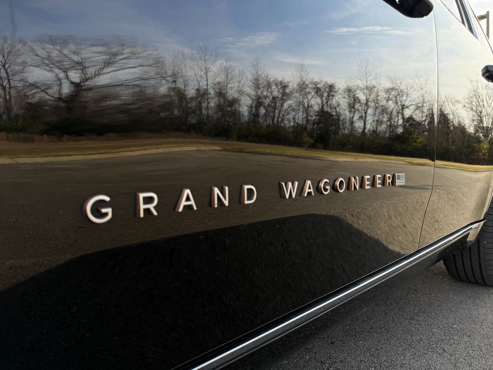 2022 Jeep Grand Wagoneer