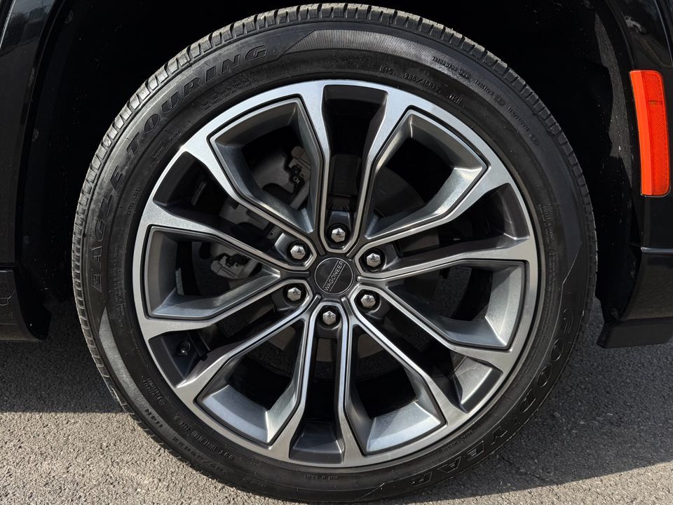 2022 Jeep Grand Wagoneer