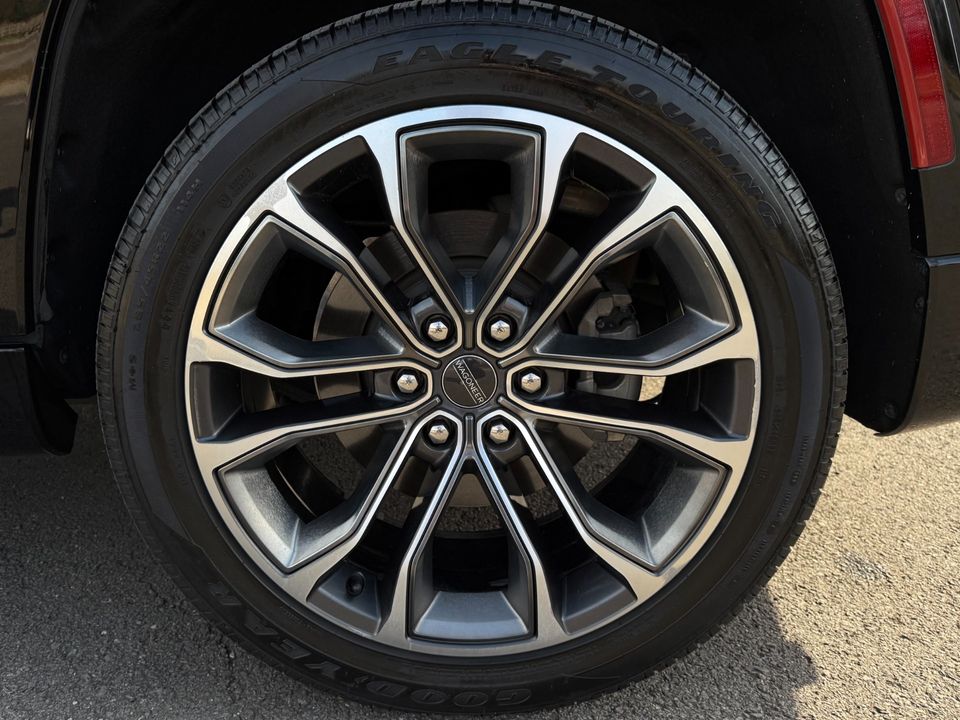 2022 Jeep Grand Wagoneer