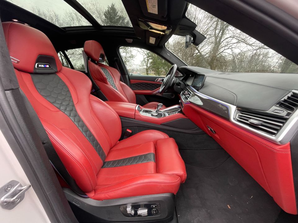 2023 BMW X6 M