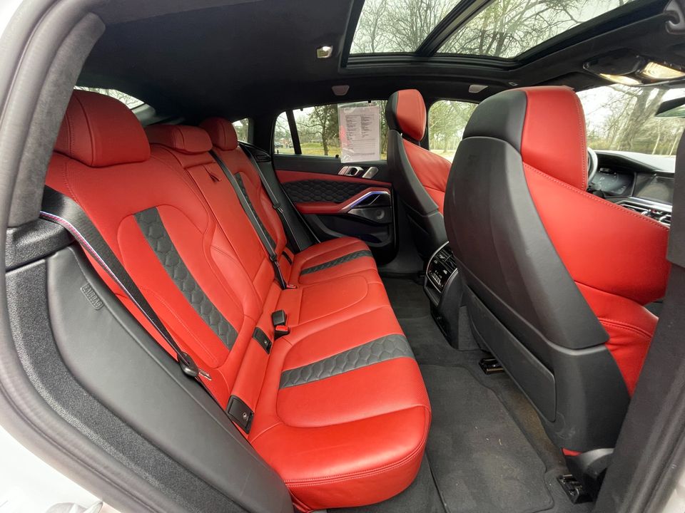 2023 BMW X6 M