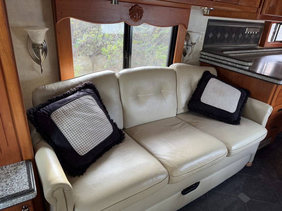 2006 Tiffin Zephyr