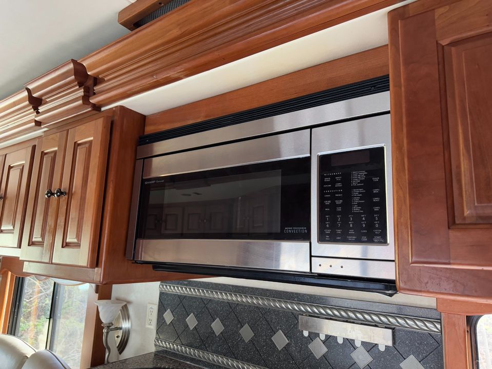 2006 Tiffin Zephyr