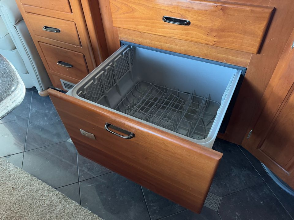 2006 Tiffin Zephyr