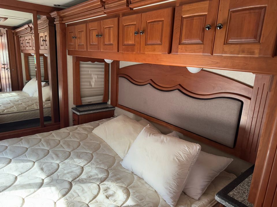 2006 Tiffin Zephyr
