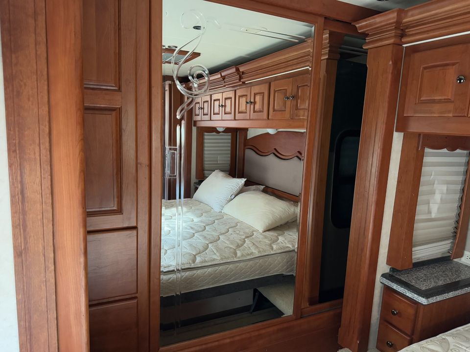 2006 Tiffin Zephyr