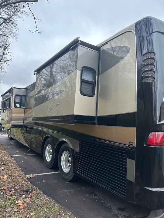2006 Tiffin Zephyr