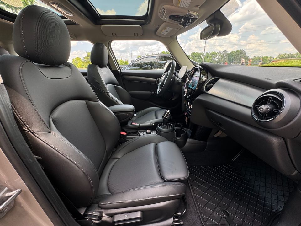 2022 MINI Cooper
