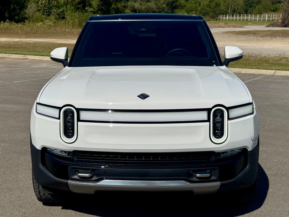 2022 Rivian R1S
