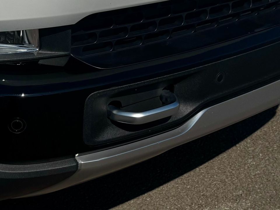 2022 Rivian R1S