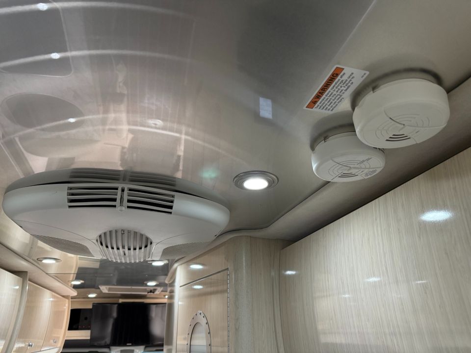 2017 Mercedes-Benz Sprinter Airstream