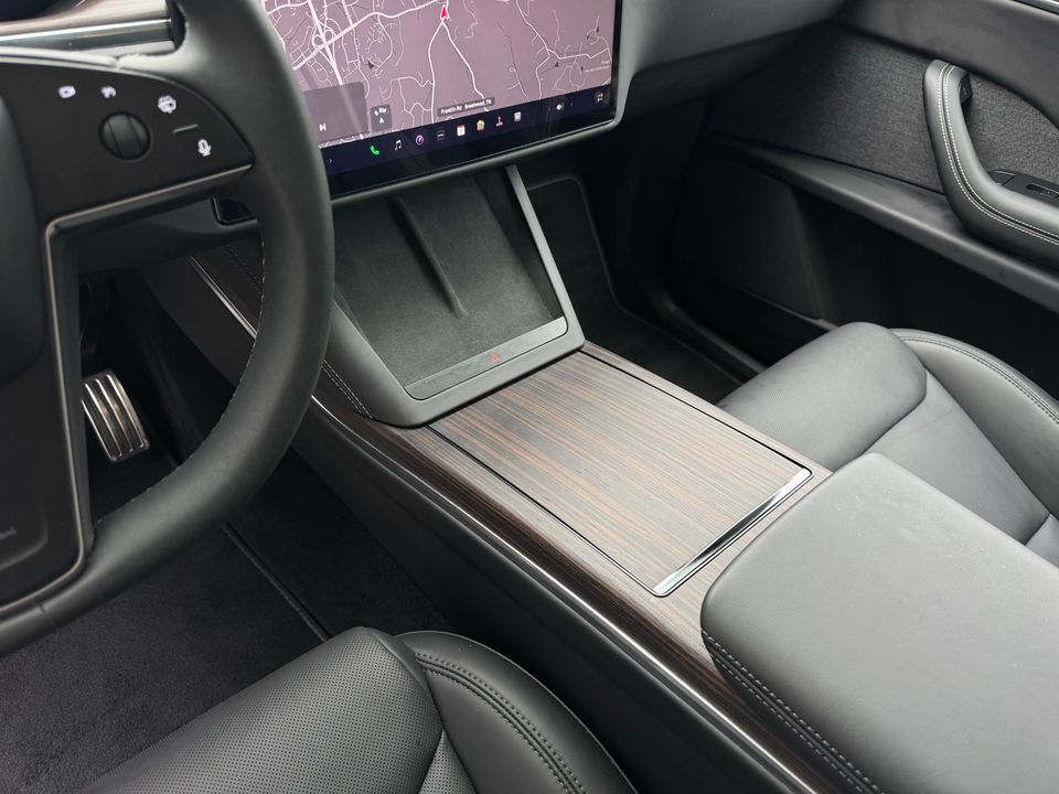 2024 Tesla Model X
