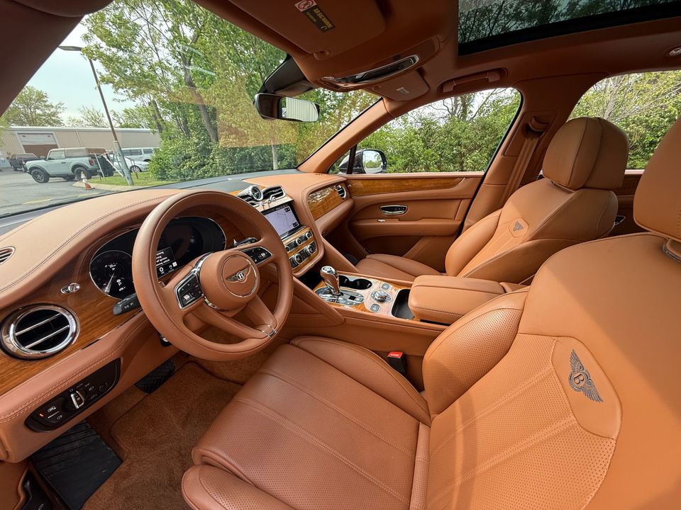 2022 Bentley Bentayga