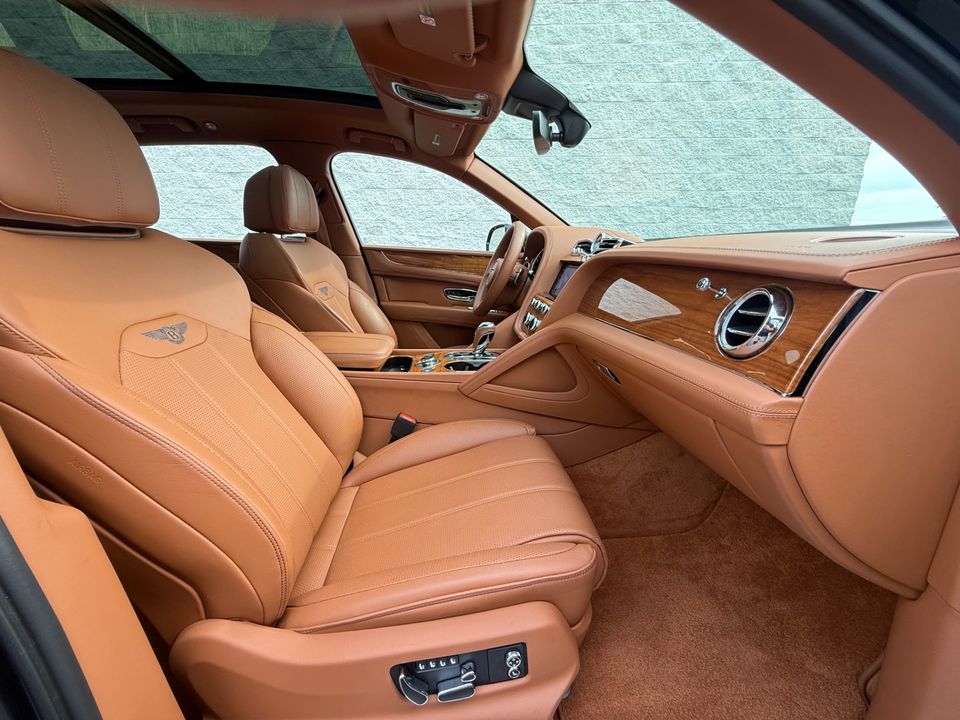 2022 Bentley Bentayga