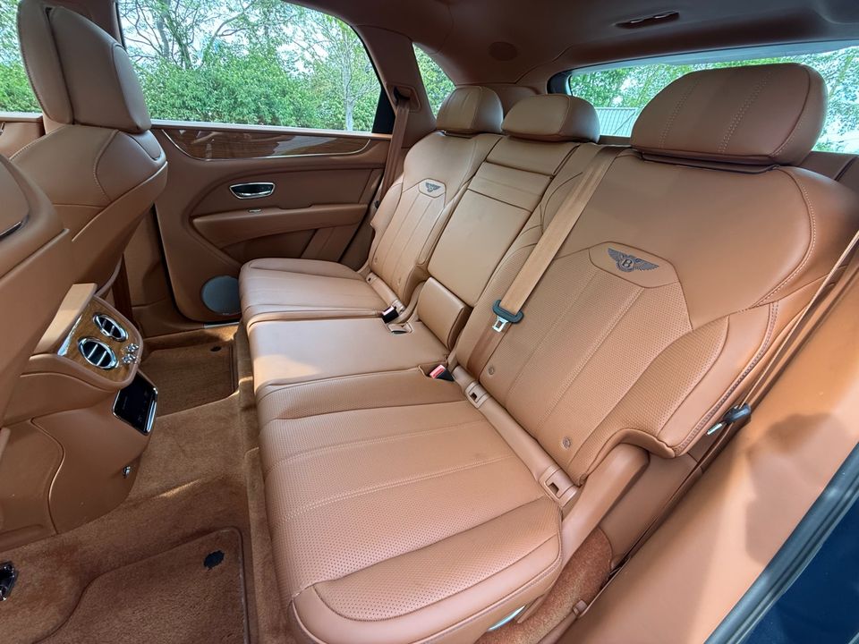2022 Bentley Bentayga
