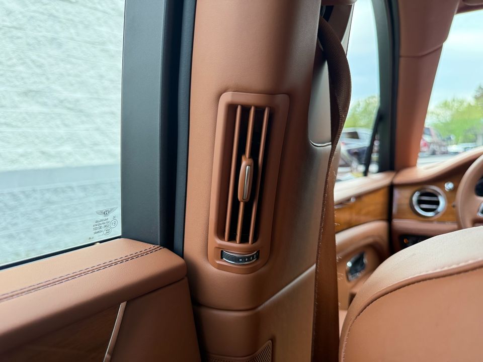 2022 Bentley Bentayga