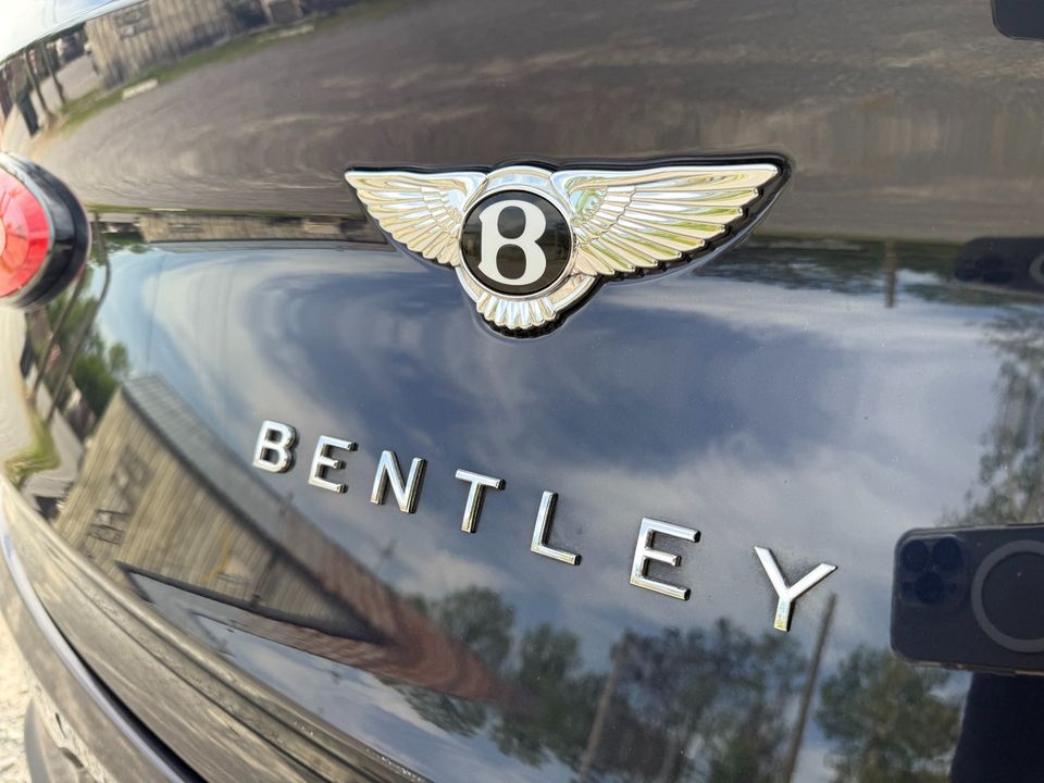 2022 Bentley Bentayga