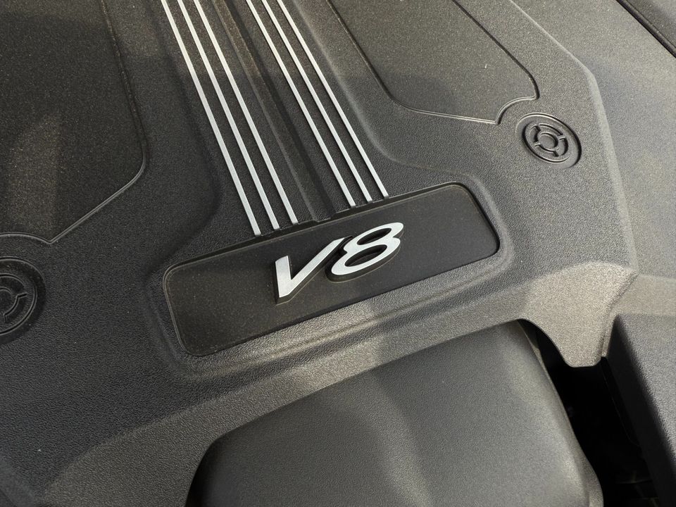 2022 Bentley Bentayga