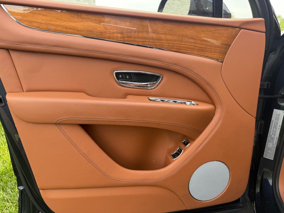 2022 Bentley Bentayga