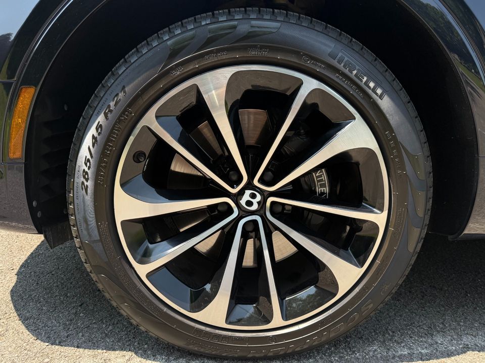 2022 Bentley Bentayga