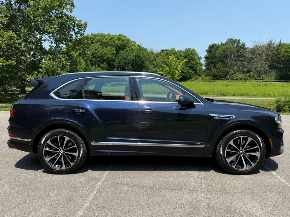 2022 Bentley Bentayga