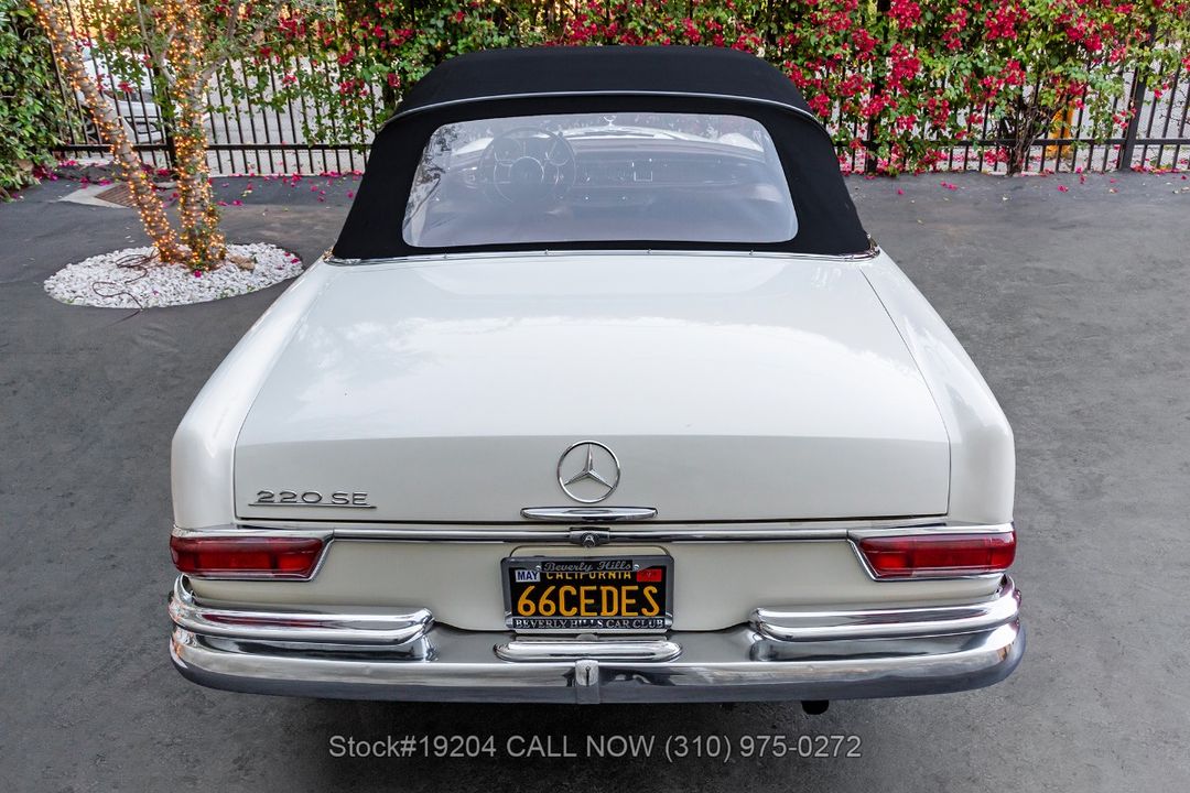1966 Mercedes-Benz 220SEb