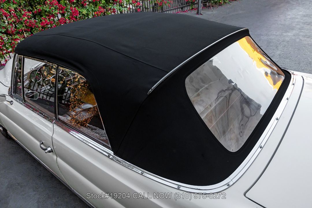 1966 Mercedes-Benz 220SEb