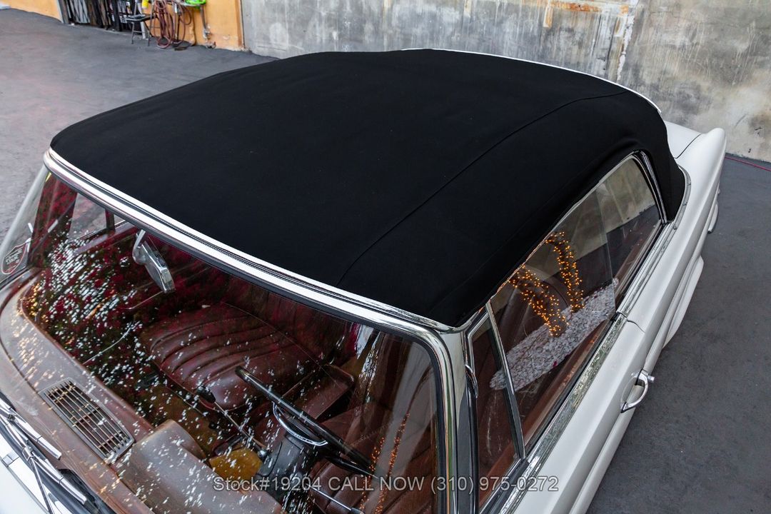 1966 Mercedes-Benz 220SEb