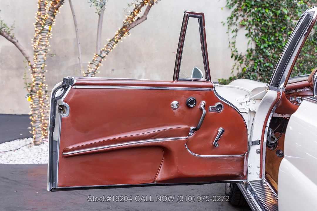 1966 Mercedes-Benz 220SEb