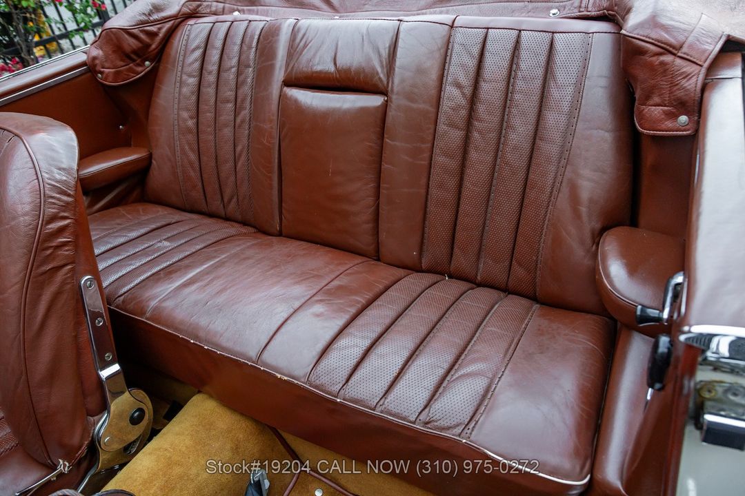 1966 Mercedes-Benz 220SEb