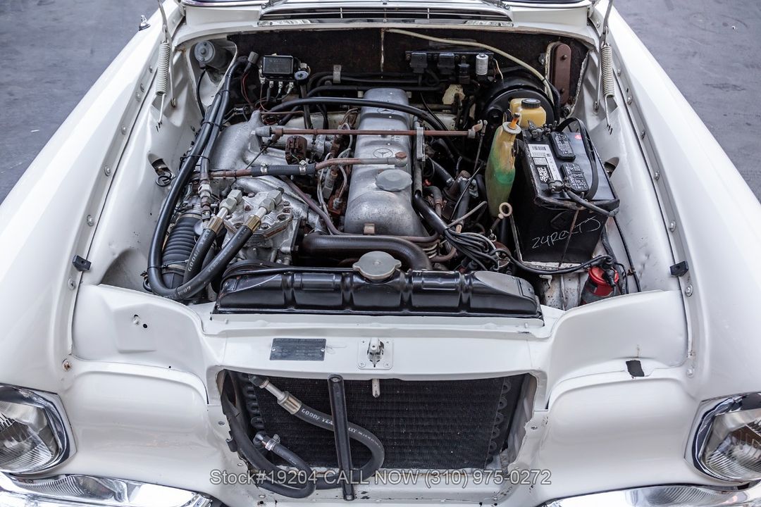 1966 Mercedes-Benz 220SEb