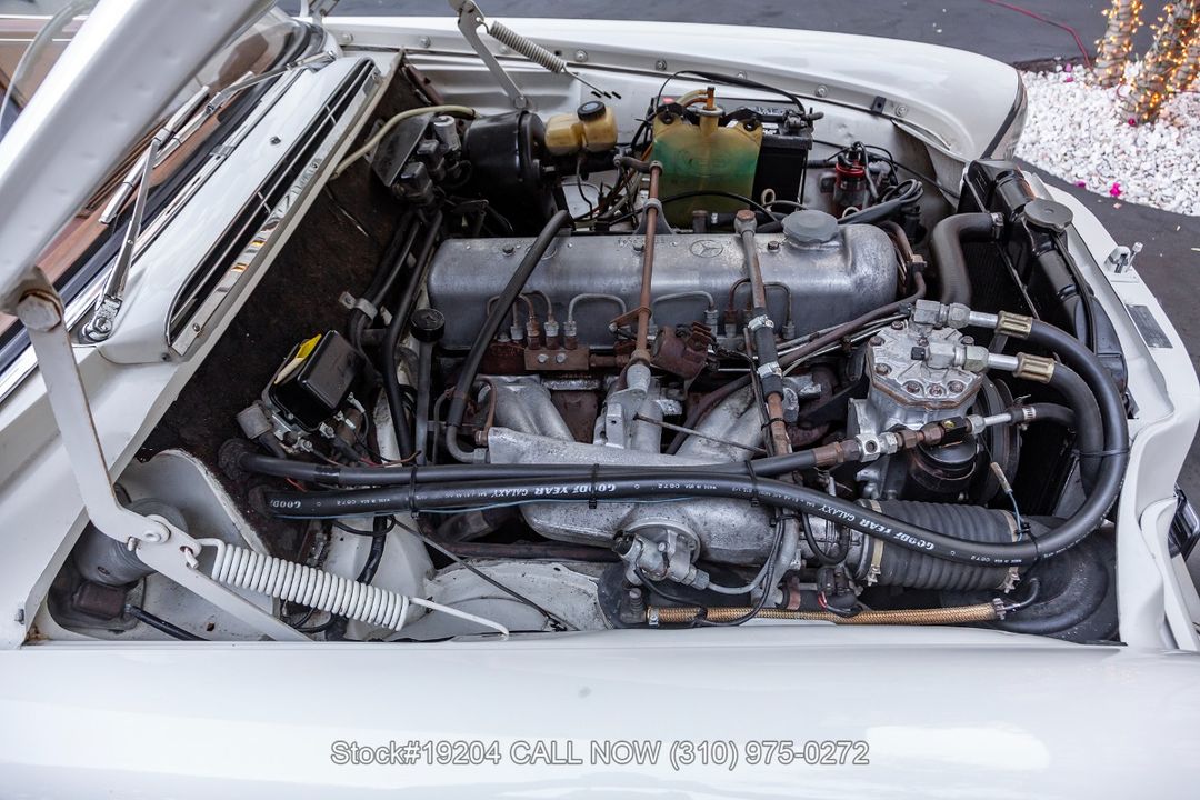 1966 Mercedes-Benz 220SEb