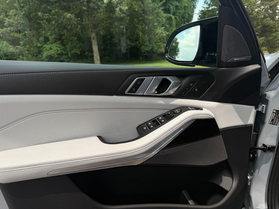 2025 BMW X5