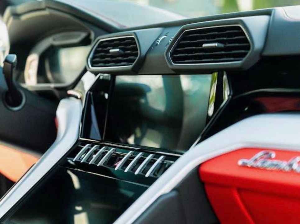 2020 Lamborghini Urus