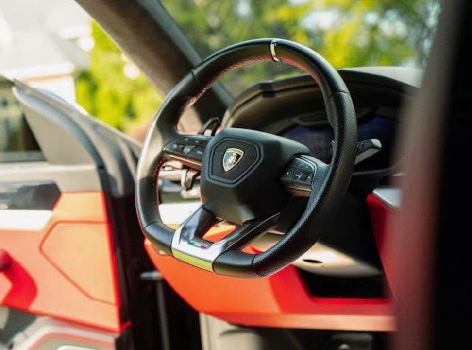 2020 Lamborghini Urus