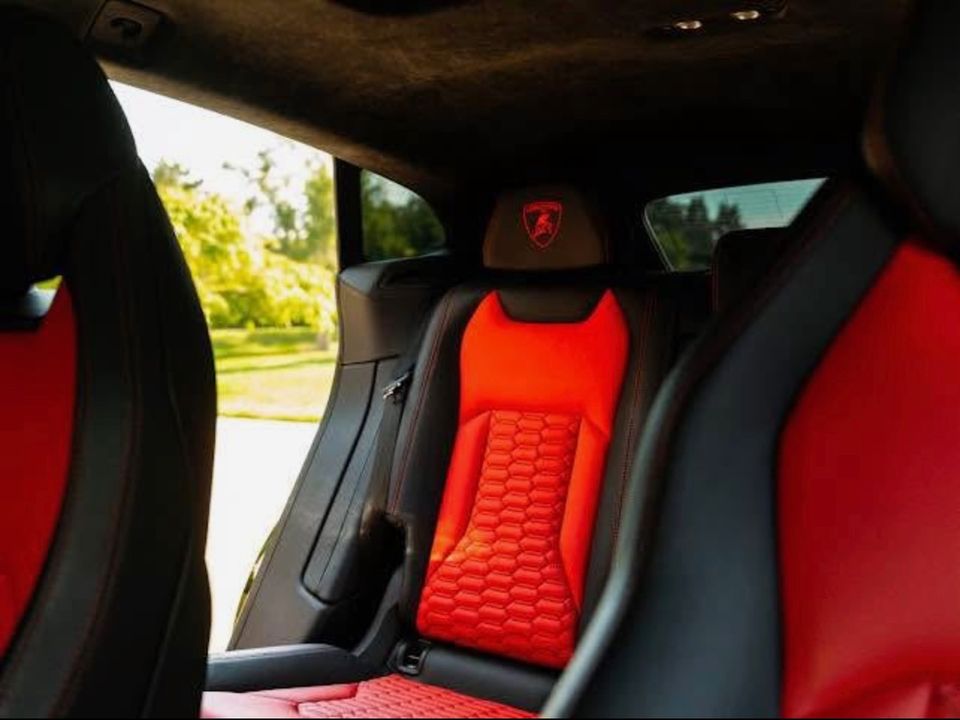 2020 Lamborghini Urus