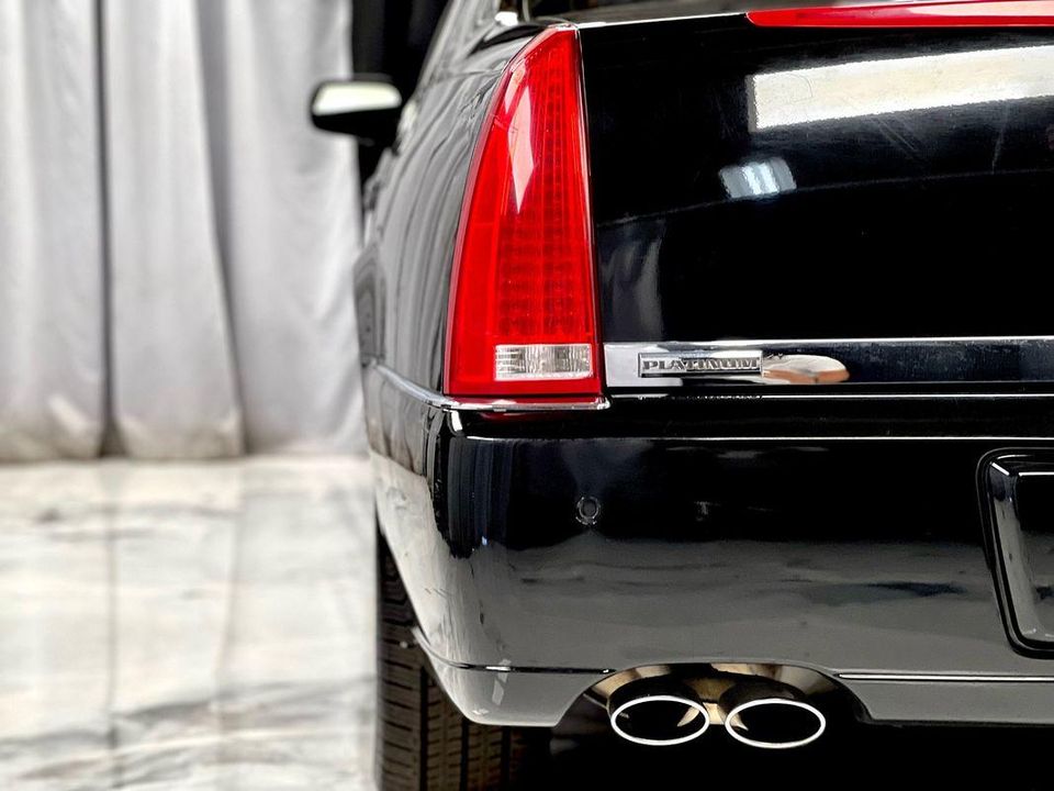 2011 Cadillac DTS