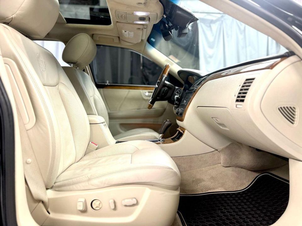 2011 Cadillac DTS