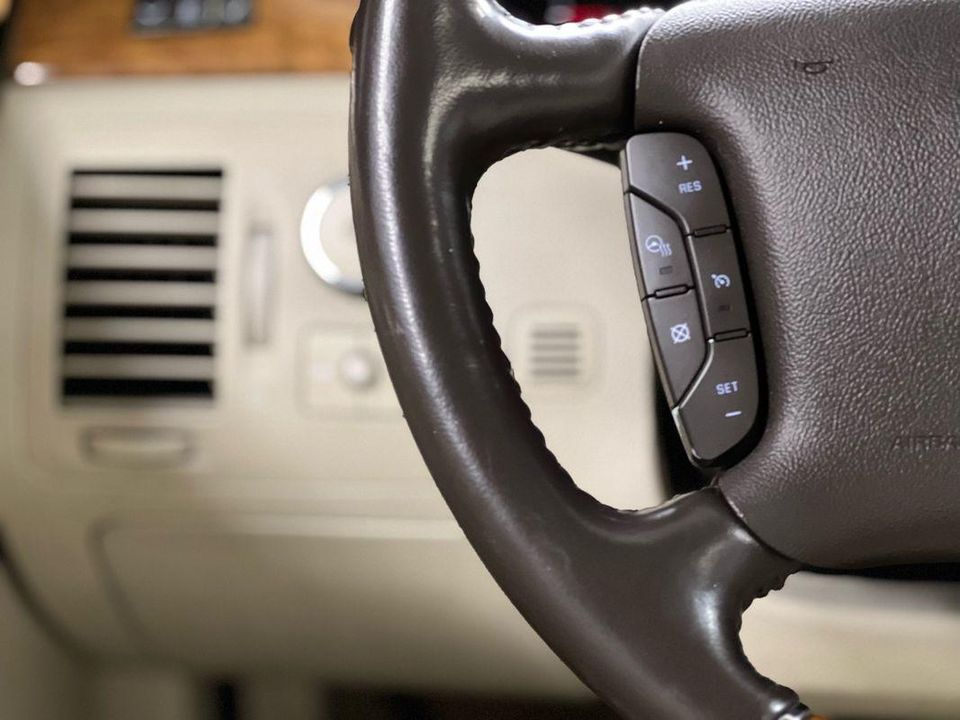 2011 Cadillac DTS