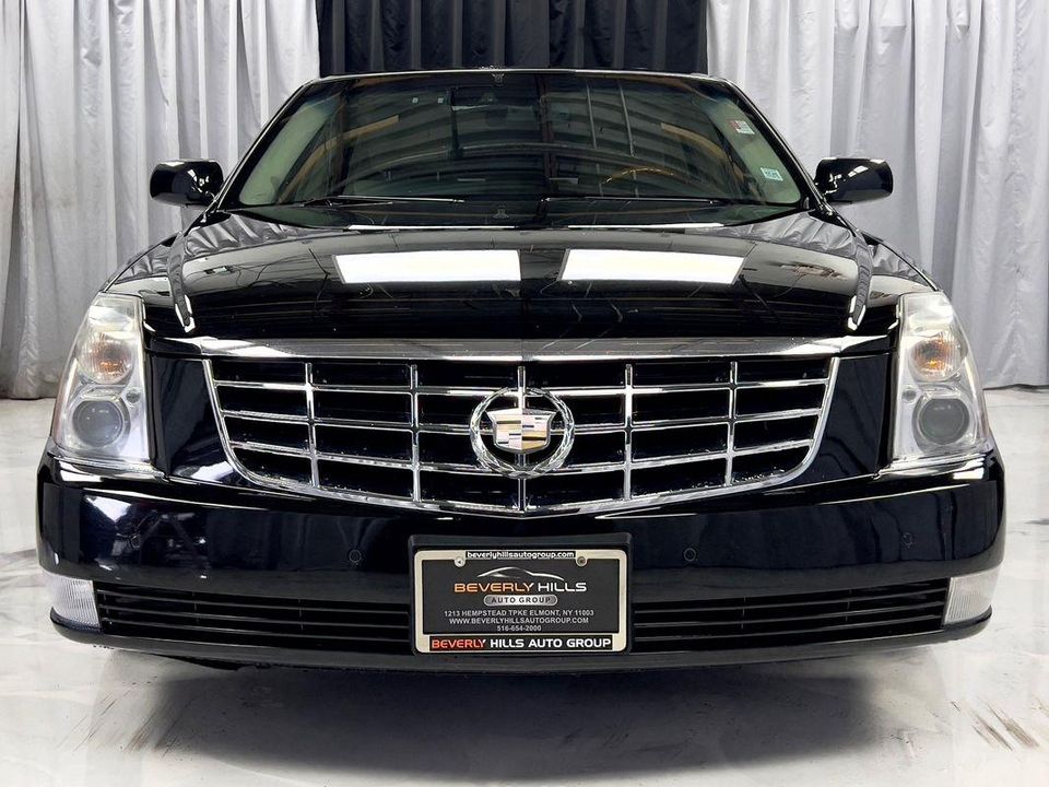 2011 Cadillac DTS
