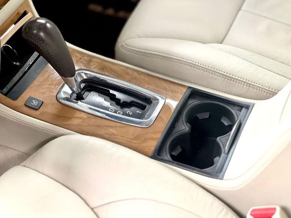 2011 Cadillac DTS