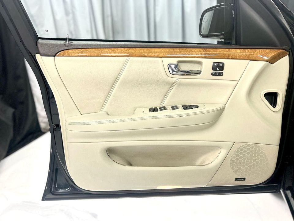 2011 Cadillac DTS
