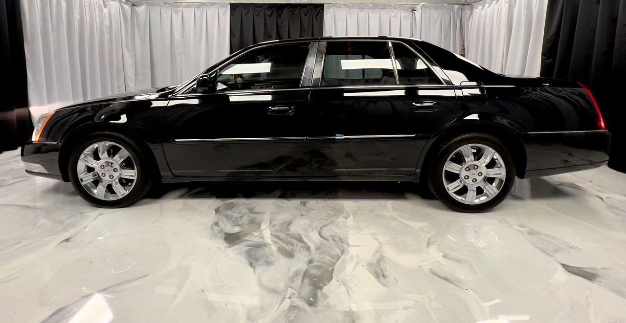 2011 Cadillac DTS