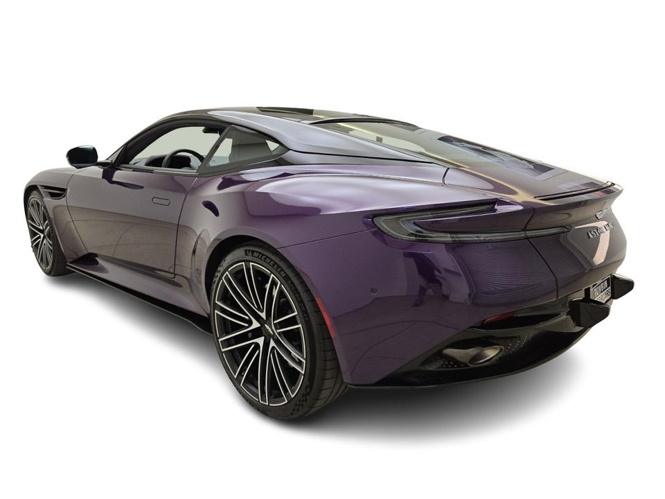 2025 Aston Martin DB12