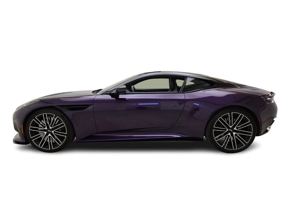 2025 Aston Martin DB12
