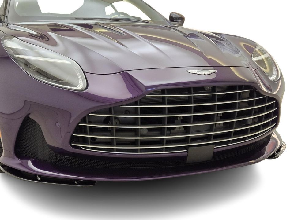 2025 Aston Martin DB12