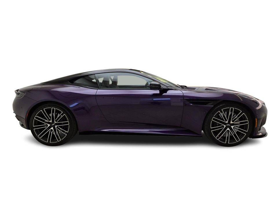 2025 Aston Martin DB12